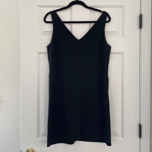 Babaton Aritzia Black Dress Size 6 - Picture 1 of 3
